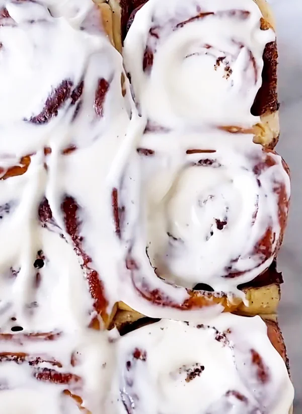 frosted cinnamon buns